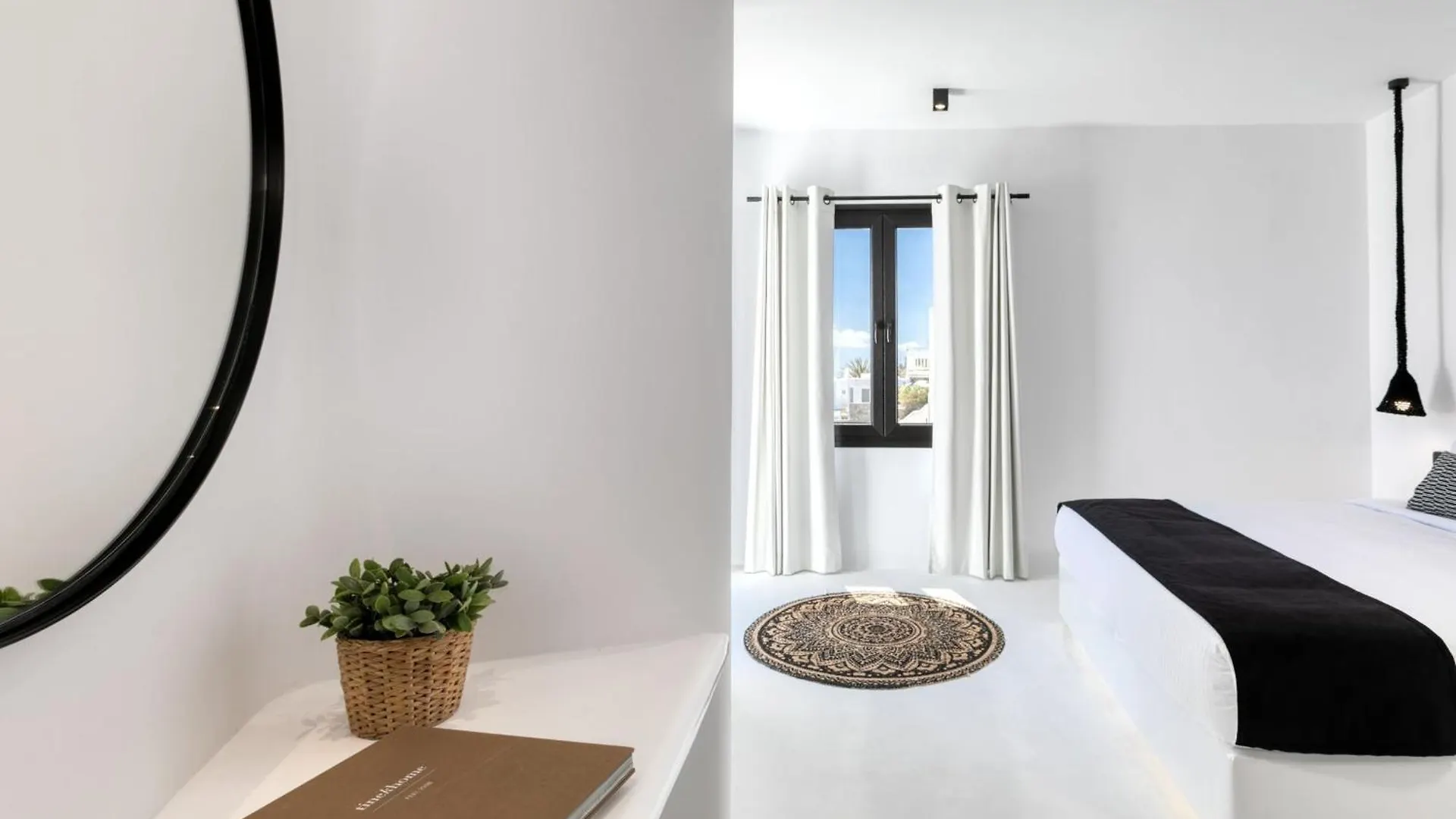 Exquisite Mykonos Villa Villa Hephaestus I 5 Bedroom Infinity Pool Outdoor Jacuzzi Psarou Psarou  Řecko