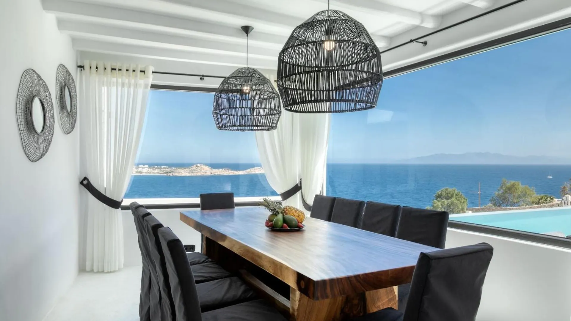 Exquisite Mykonos Villa Villa Hephaestus I 5 Bedroom Infinity Pool Outdoor Jacuzzi Psarou Psarou  0*, Psarou (Mykonos)